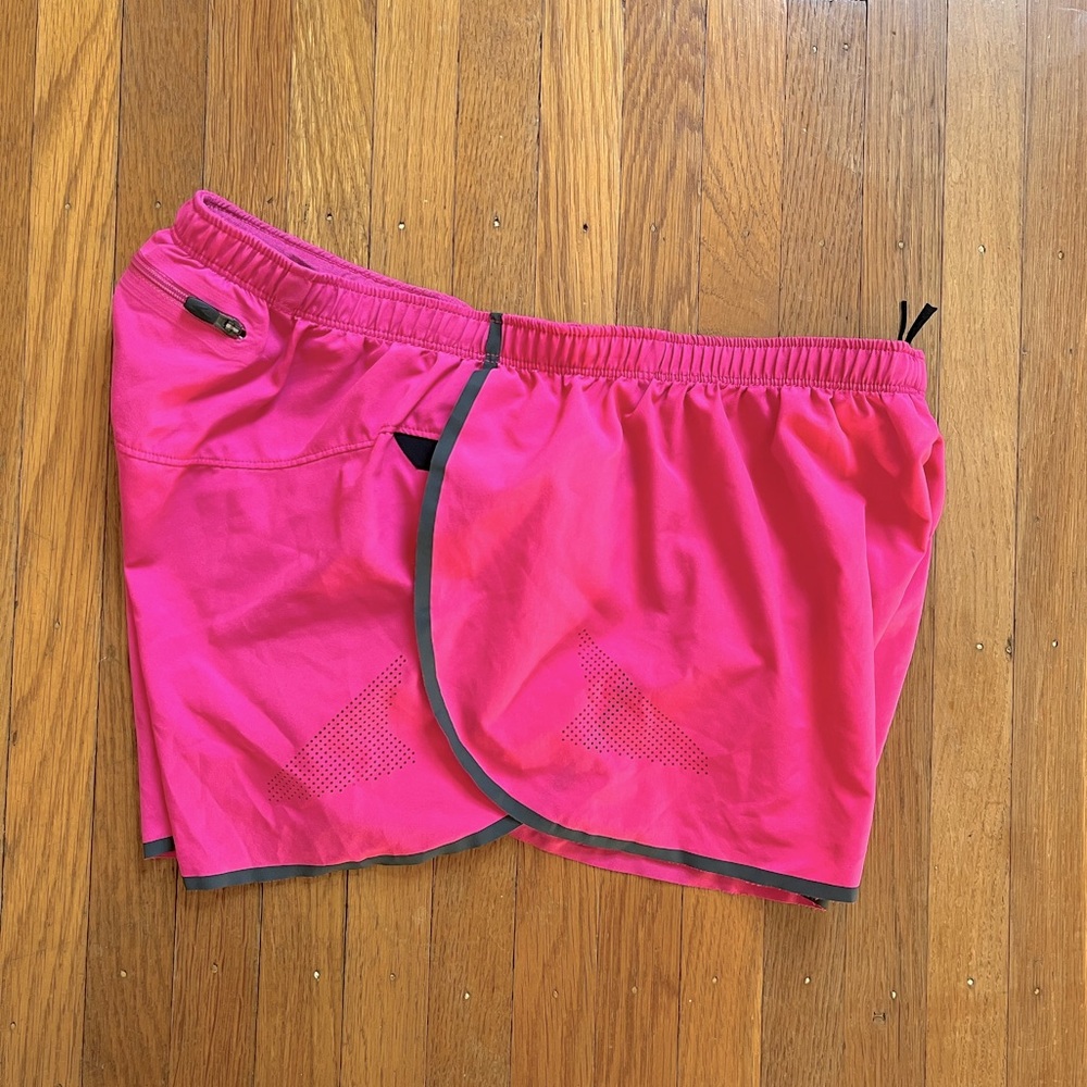 SUGOi Running Shorts Split Side - M